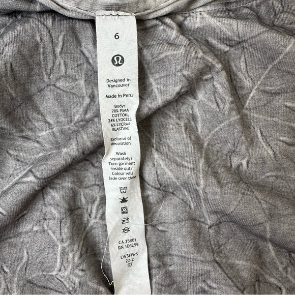 Lululemon Love Crew Short Sleeve T-Shirt
DESIGNED FOR ON THE MOVE - Picture 5 of 8